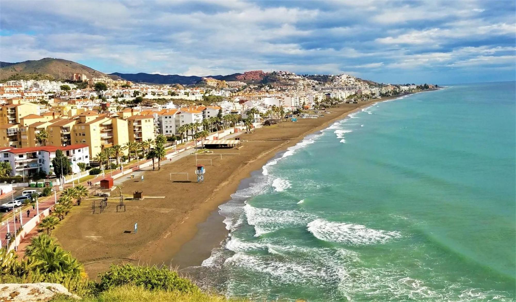 La Parada Beach Torre de Benagalbon Bagian luar foto